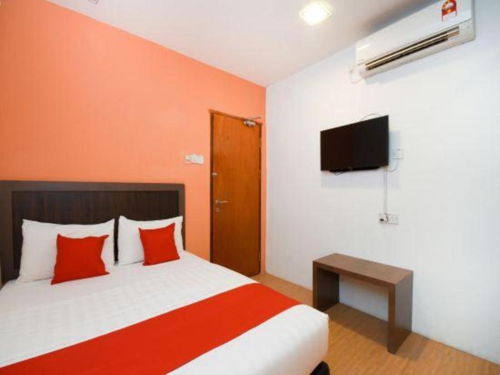 Oyo 1111 Harmony Stay Miri Exterior photo